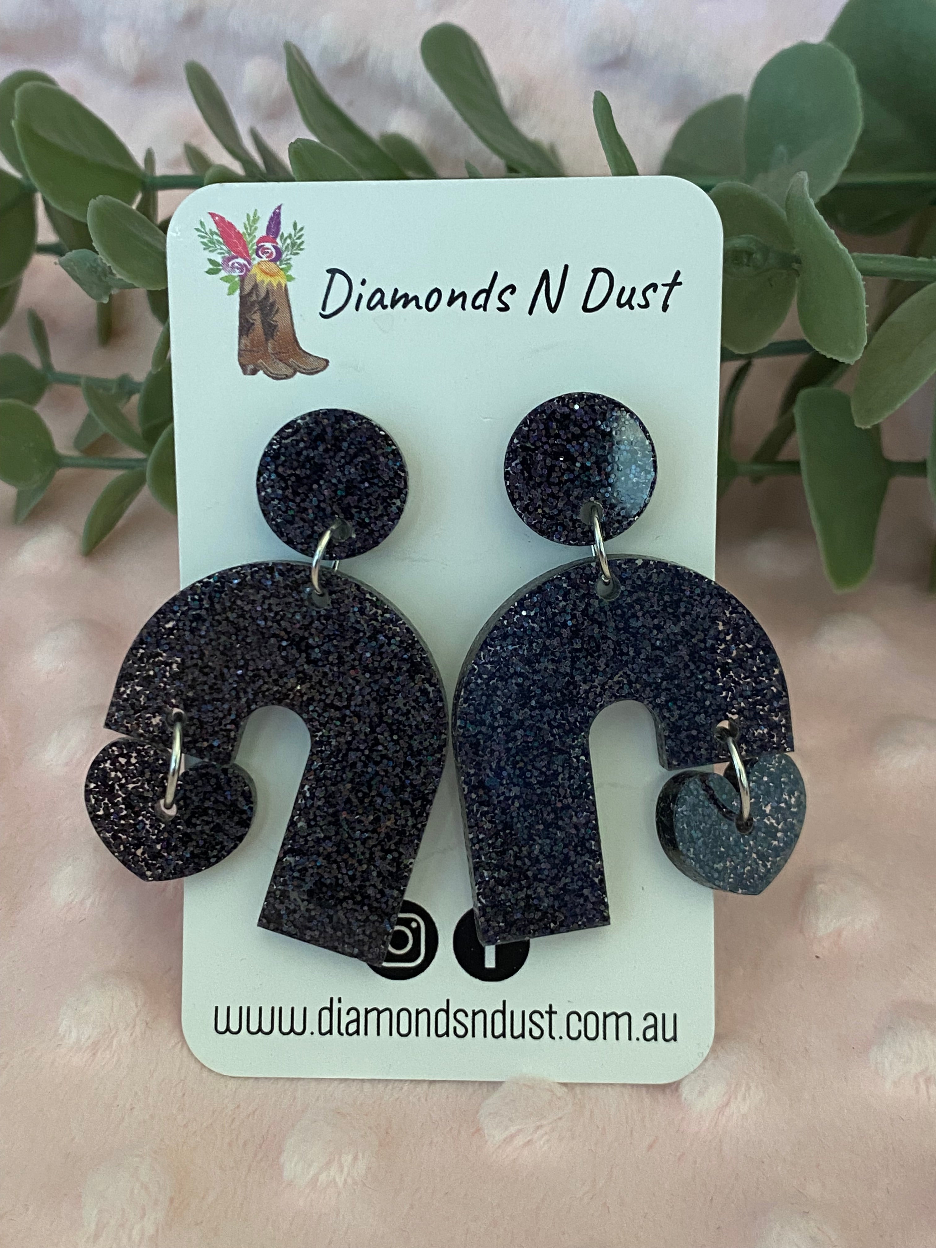 Heart Dangle Earrings - black glitter