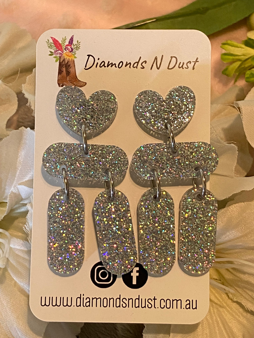 Heart Dangle Earrings - glitter (4 colour options)