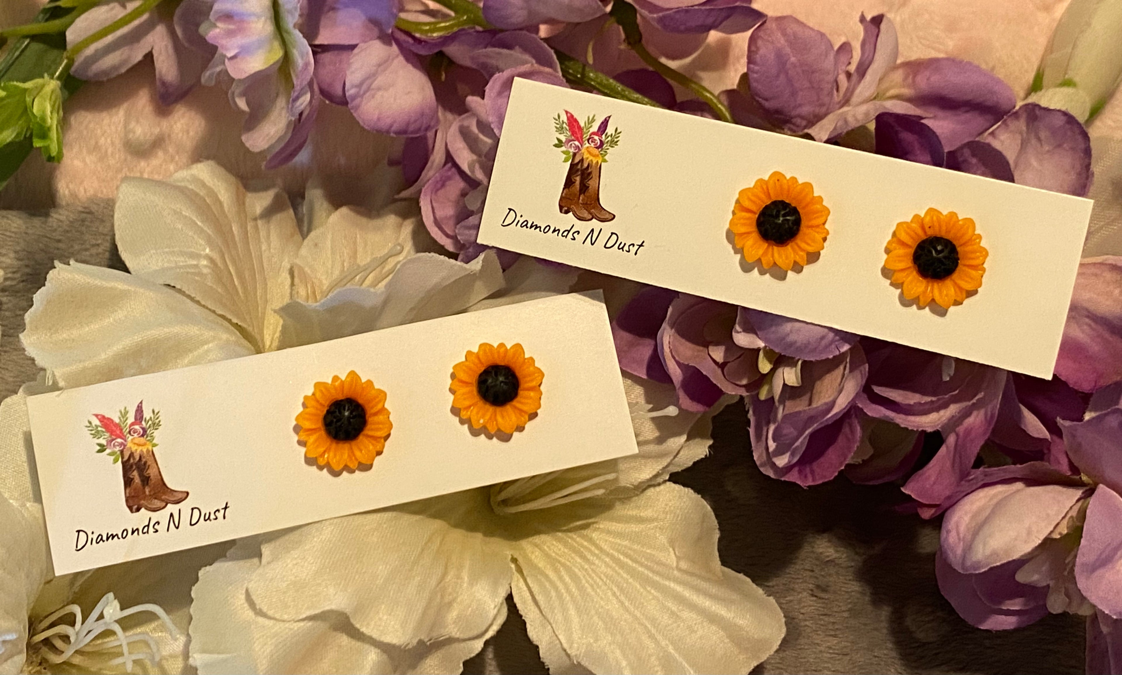 Sunflower Stud Earrings (15mm)