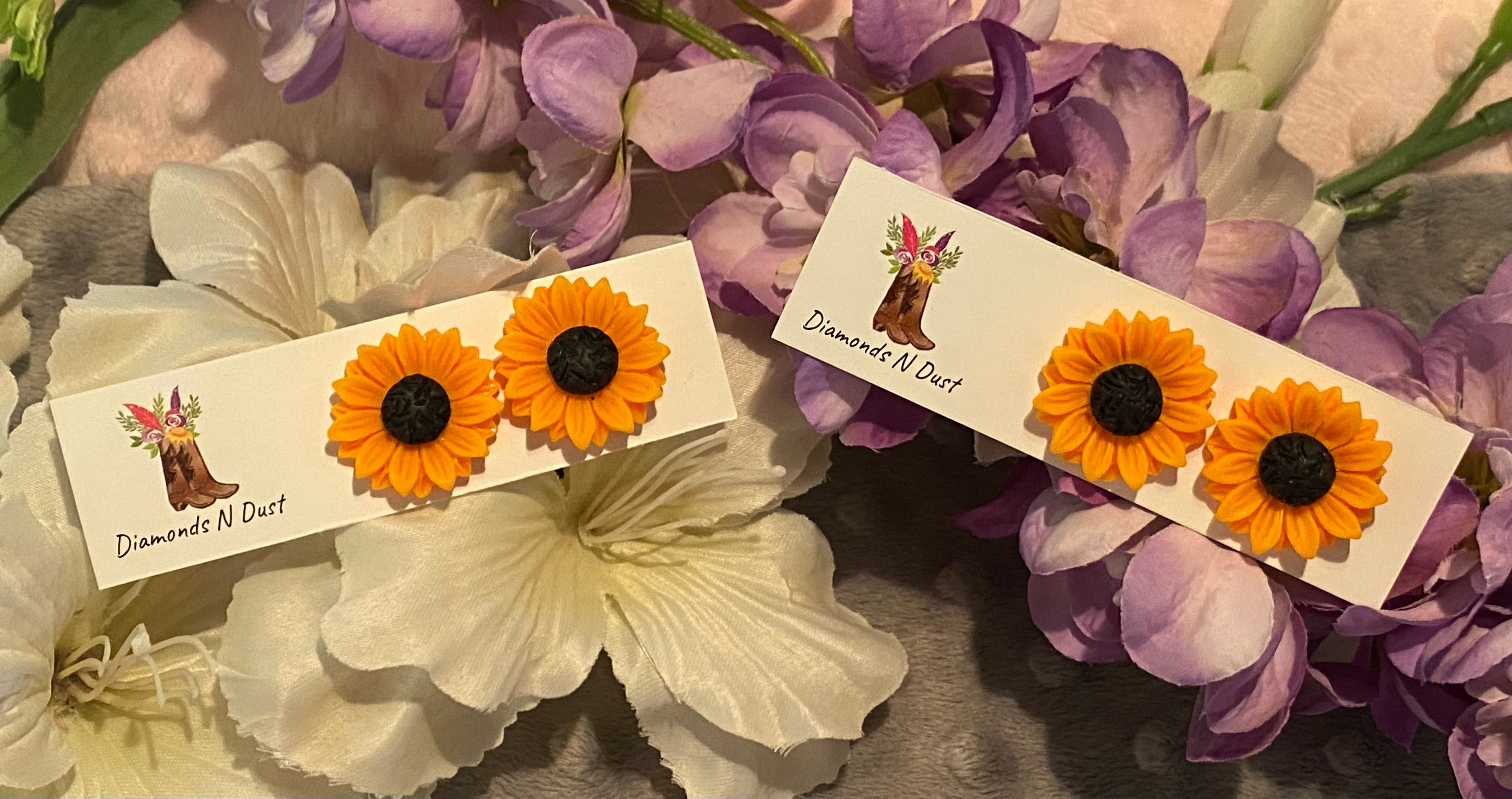 Sunflower Stud Earrings (24mm)